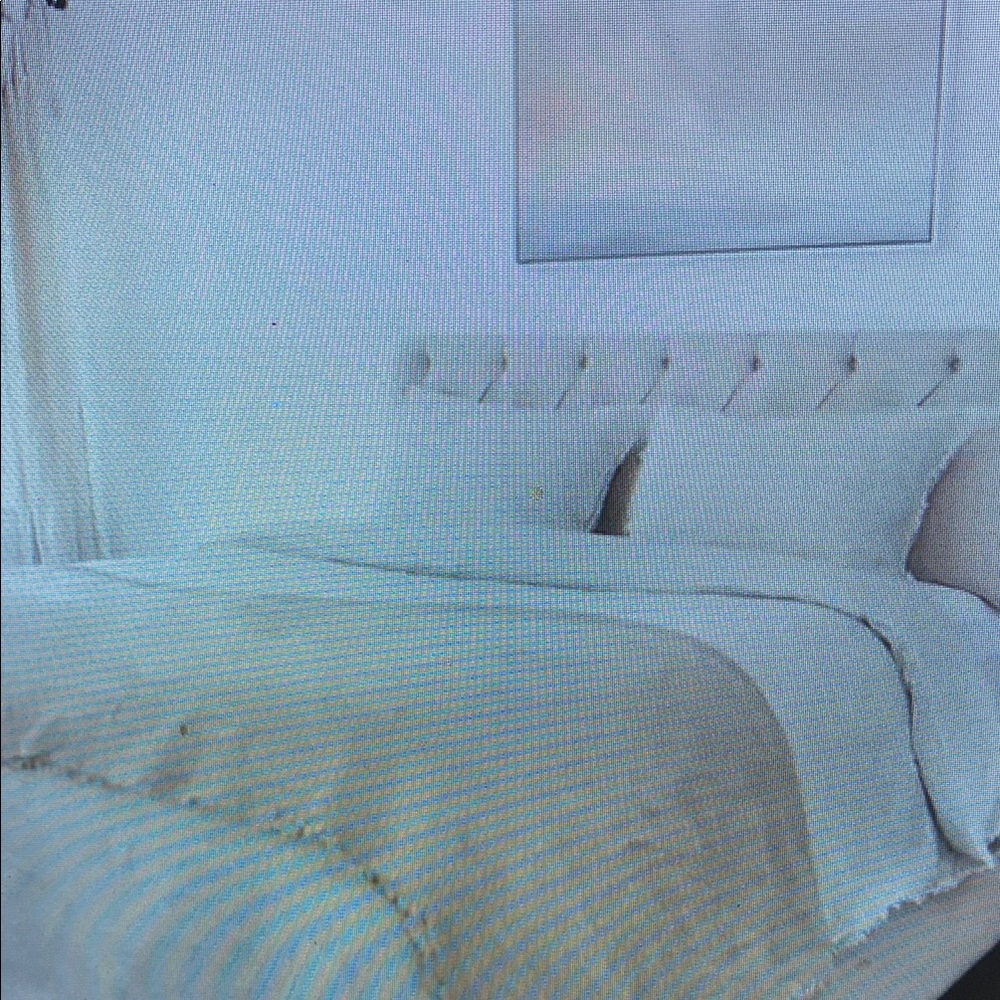 Pom Pom at Home Linen Oversized Throw Blanket Retails 279 Size 60” x 90”